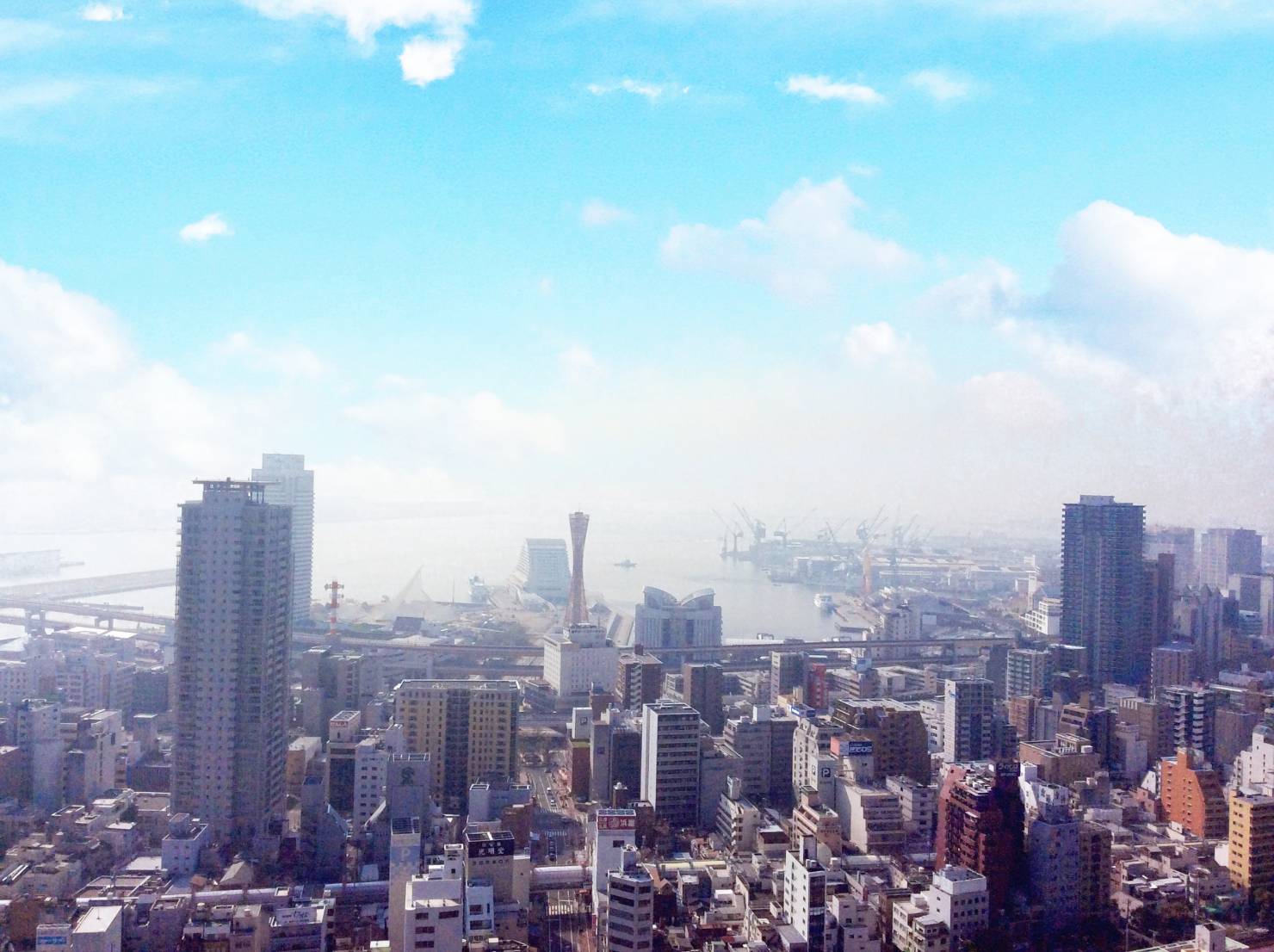 代表的な神戸のタワーマンションから望める海眺望　その1 